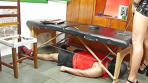 Shemale with a tattooed pussy sucks and cums on her guy