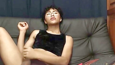 CD video with a hot hot 263 video with a brunette 18yo on camera