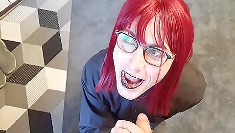 Amateur redhead slut has her mouth and pussy raved by a stud