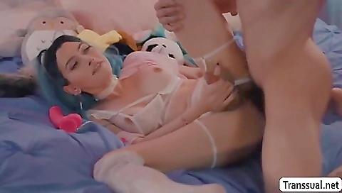 Busty hottie with big tits and ass fucked deep throat