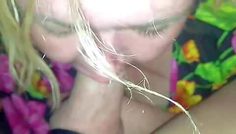 Deep throat blowjob by a hot blonde in amateur porn video