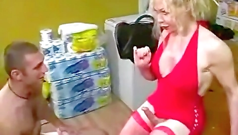 A blonde slutty in stockings is fucking in the ass